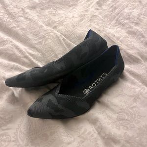 Rothy’s navy and grey camo pointy toe ballet flat